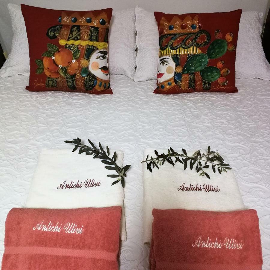 Guest House Antichi Ulivi Mondello Buitenkant foto